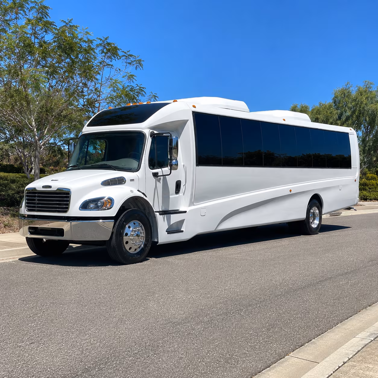bellflower 18 passenger minibus